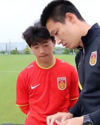 爱游戏体育登录入口-曾为鲁能亚冠进球的他！本赛季租借海牛后，出场时间还没邝兆镭多